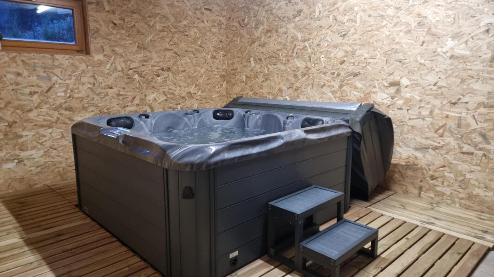 Les Randogodilleurs Avec Jacuzzi A 2Kms Des Pistes Et 350M Du Theatre Du Peuple ! Vila Bussang Exterior foto